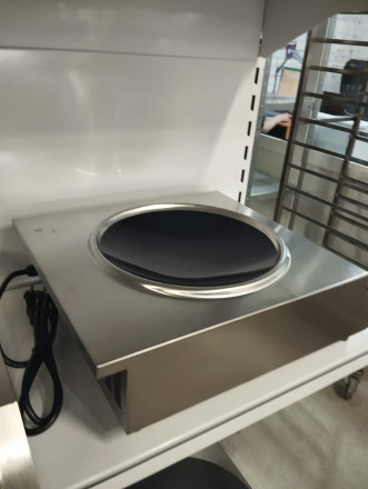 Индукционная плита EKSI ICW 3500 (WOK) Индукционная плита EKSI ICW 3500 (WOK)