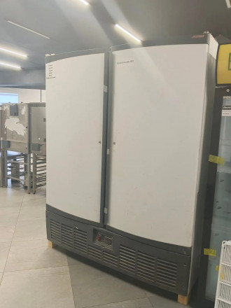 Шкаф морозильный Ариада R1400 L